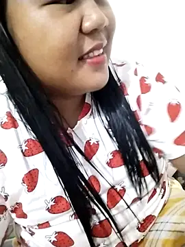 Snapshot of big_booty15 chatting on November 2025 11:09:02 AM big booty15 online show from November 2025 11:09:02 AM