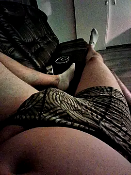 fuuck3dAss online show from October 2025 08:49:02 PM