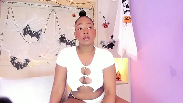 CassiieLondon online show from October 2025 03:58:02 AM