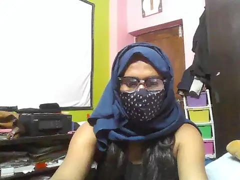 Snapshot of nasrin_katoon_7 chatting on November 2025 06:48:02 PM nasrin katoon 7 online show from November 2025 06:48:02 PM