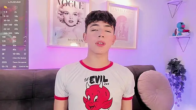 Snapshot of evan_voss chatting on October 2025 12:22:02 PM evan voss online show from October 2025 12:22:02 PM