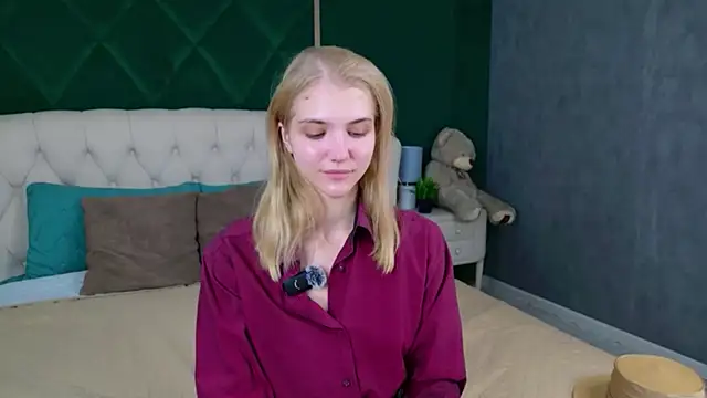 Snapshot of 4example_Chloe chatting on July 2026 05:34:01 AM 4example Chloe online show from July 2026 05:34:01 AM