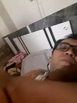 Snapshot of Hot-boy077 chatting on November 2025 07:40:03 PM Hot-boy077 online show from November 2025 07:40:03 PM