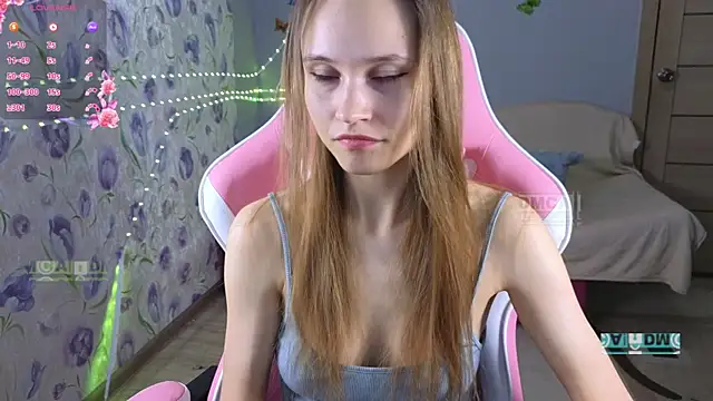 Snapshot of Armurra15 chatting on December 2025 04:18:02 AM Armurra15 online show from December 2025 04:18:02 AM