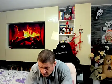 SpartacusDaddy48 online show from March 2026 09:00:02 PM