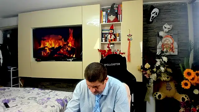 SpartacusDaddy48 online show from March 2026 01:37:01 PM