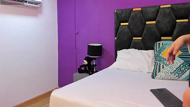 Abby-campbel online show from April 2026 09:51:02 PM