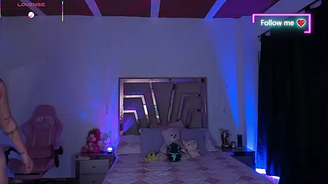 lunaarose online show from March 2026 03:12:02 AM