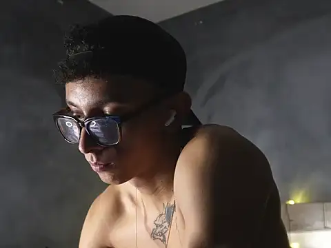 Vbenz28 online show from February 2026 01:15:01 PM