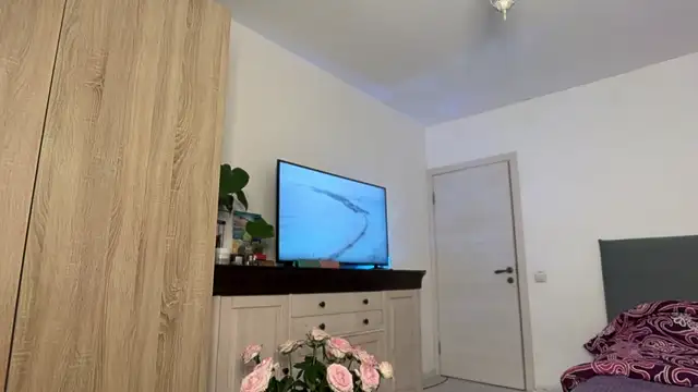 Snapshot of Miaswetty chatting on October 2025 09:43:02 AM Miaswetty online show from October 2025 09:43:02 AM