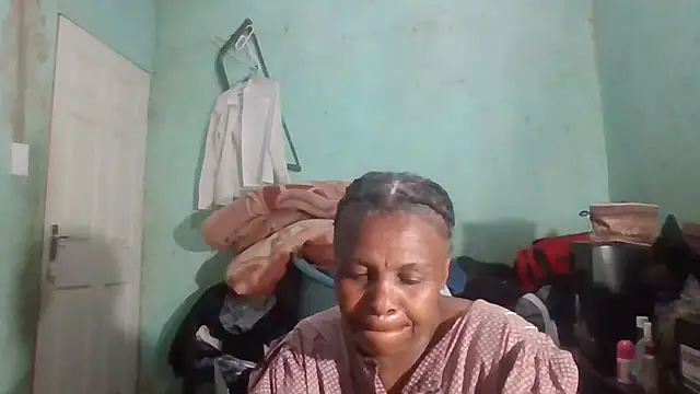 Snapshot of Nicky52 chatting on October 2025 07:14:02 PM Nicky52 online show from October 2025 07:14:02 PM