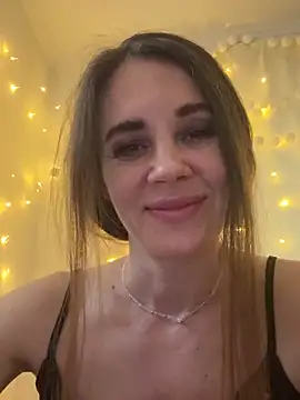 LucieMack online show from February 2026 02:11:02 PM