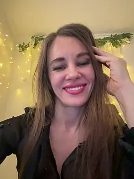 LucieMack online show from March 2026 06:37:01 PM