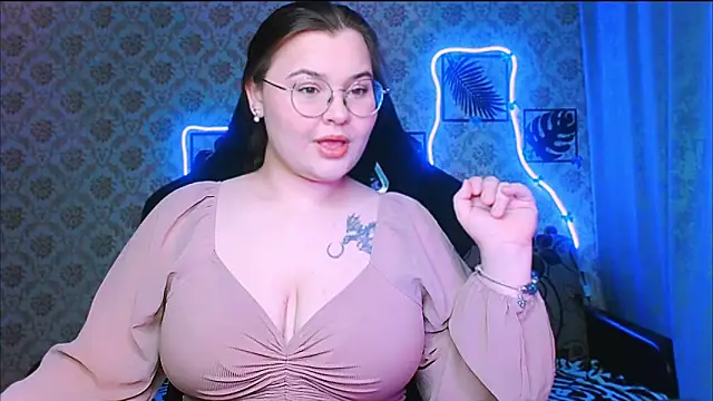 InLoveWithLife26 online show from February 2026 08:14:02 PM