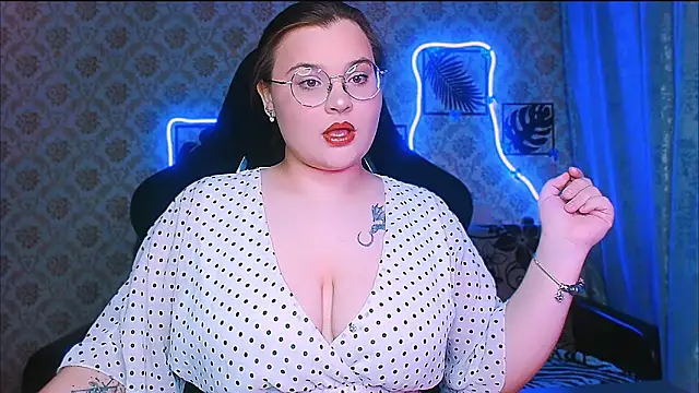 InLoveWithLife26 online show from March 2026 07:18:02 PM