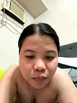 Snapshot of Charming_Chaos chatting on November 2025 06:14:02 AM Charming Chaos online show from November 2025 06:14:02 AM