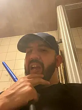 Snapshot of andrey1887 chatting on January 2026 06:13:01 PM andrey1887 online show from January 2026 06:13:01 PM