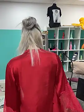 Snapshot of TheRealJessyLey chatting on November 2025 08:03:02 AM TheRealJessyLey online show from November 2025 08:03:02 AM