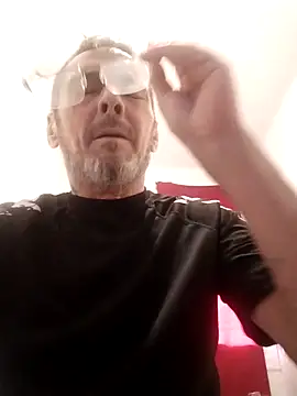 Snapshot of pakillobcn chatting on October 2025 03:31:02 PM pakillobcn online show from October 2025 03:31:02 PM