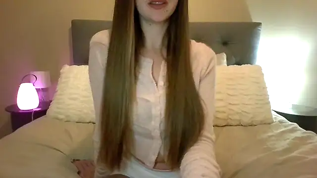 Snapshot of TaylorWest62 chatting on December 2025 02:45:02 PM TaylorWest62 online show from December 2025 02:45:02 PM