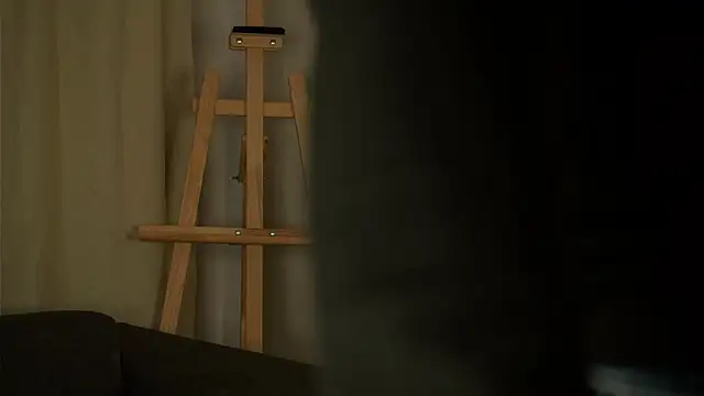 Snapshot of EthalFlowers chatting on October 2025 01:06:02 AM EthalFlowers online show from October 2025 01:06:02 AM