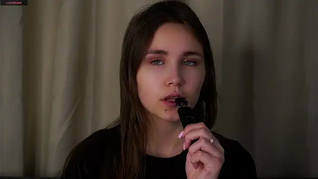 Snapshot of EthalFlowers chatting on November 2025 10:55:02 PM EthalFlowers online show from November 2025 10:55:02 PM