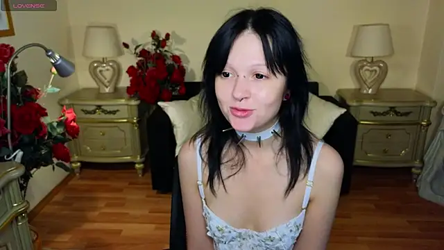 Snapshot of mimi_purrs chatting on October 2025 04:40:01 AM mimi purrs online show from October 2025 04:40:01 AM