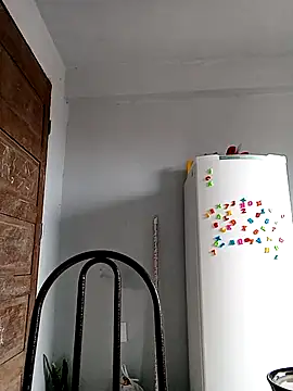 indiazinhabella27 online show from October 2025 11:22:01 AM