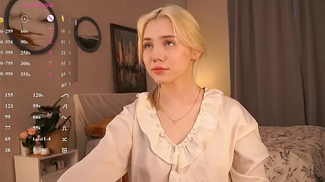 Snapshot of LilianBenskin chatting on November 2025 07:02:02 AM LilianBenskin online show from November 2025 07:02:02 AM