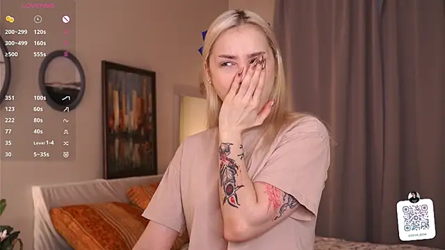 Snapshot of LilianBenskin chatting on December 2025 05:27:02 AM LilianBenskin online show from December 2025 05:27:02 AM