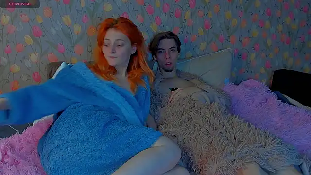 Squirrel Bunny online show from October 2025 04:39:01 PM