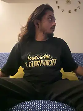 seenu2101 online show from April 2026 02:27:02 PM