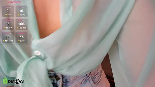 Snapshot of odelynbrower chatting on September 2025 12:23:01 AM odelynbrower online show from September 2025 12:23:01 AM