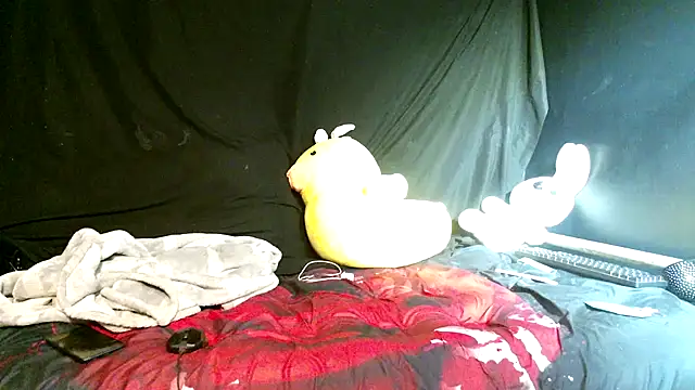 Snapshot of Splash_Queen420 chatting on December 2025 05:27:02 AM Splash Queen420 online show from December 2025 05:27:02 AM