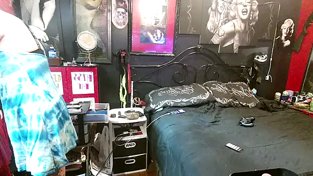 Snapshot of Splash_Queen420 chatting on December 2025 04:10:02 AM Splash Queen420 online show from December 2025 04:10:02 AM