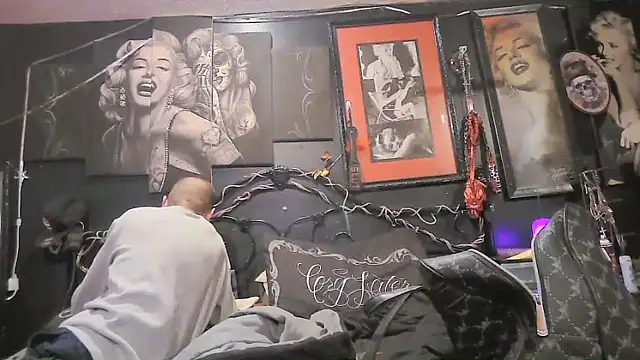 Snapshot of Splash_Queen420 chatting on February 2026 01:35:02 AM Splash Queen420 online show from February 2026 01:35:02 AM