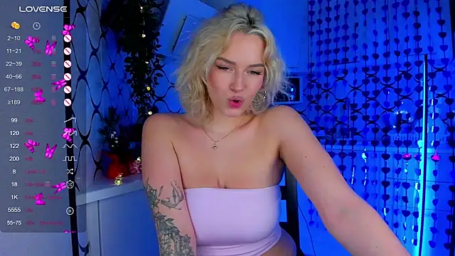 Candy Mur online show from February 2026 09:32:02 PM