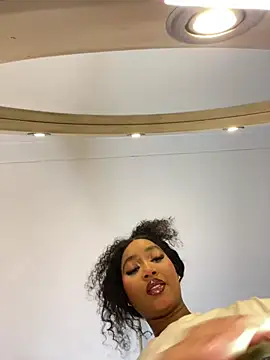 alisonn moon online show from January 2026 10:23:01 PM