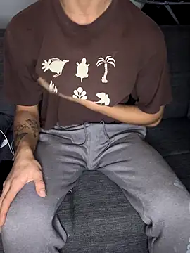 Snapshot of haramnarab chatting on December 2025 02:26:01 PM haramnarab online show from December 2025 02:26:01 PM