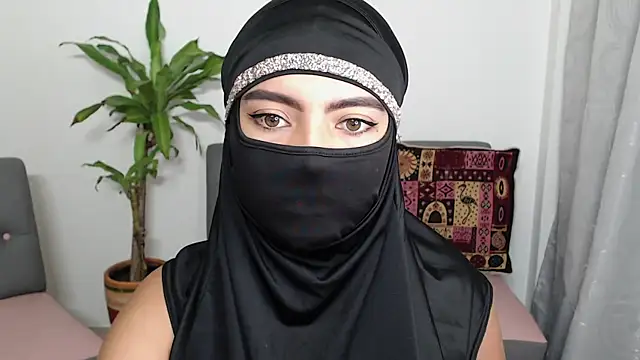 Snapshot of jade_nassar chatting on October 2025 12:19:02 PM jade nassar online show from October 2025 12:19:02 PM