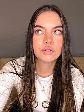 Katarina Rostova online show from October 2025 10:10:01 PM