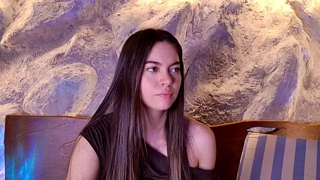 Katarina Rostova online show from December 2025 01:29:01 PM