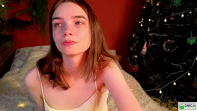 Snapshot of Evi_Brook chatting on December 2025 05:19:02 PM Evi Brook online show from December 2025 05:19:02 PM