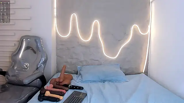 Monika-Ruiz online show from March 2026 08:03:01 PM