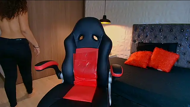 Snapshot of karol_dl chatting on November 2025 10:54:01 PM karol dl online show from November 2025 10:54:01 PM