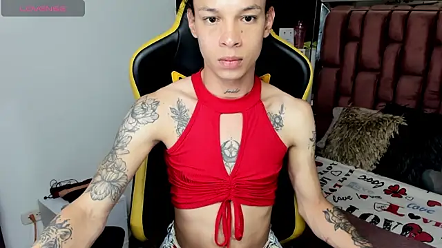 Snapshot of sara_slut21 chatting on March 2025 05:00:02 AM sara slut21 online show from March 2025 05:00:02 AM