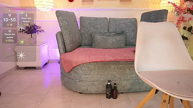 Snapshot of LoonaNyx chatting on November 2025 11:35:01 AM LoonaNyx online show from November 2025 11:35:01 AM