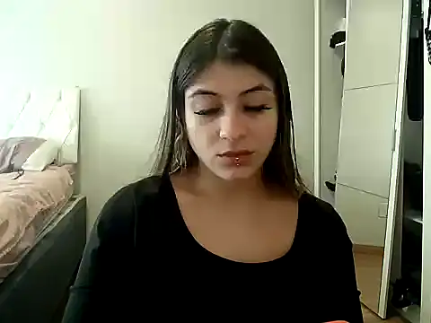 Becca B online show from May 2026 06:58:01 PM