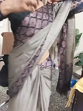Shalu G online show from July 2026 04:19:01 AM