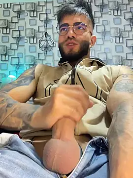 Snapshot of King_Draven3 chatting on March 2026 07:43:02 PM King Draven3 online show from March 2026 07:43:02 PM